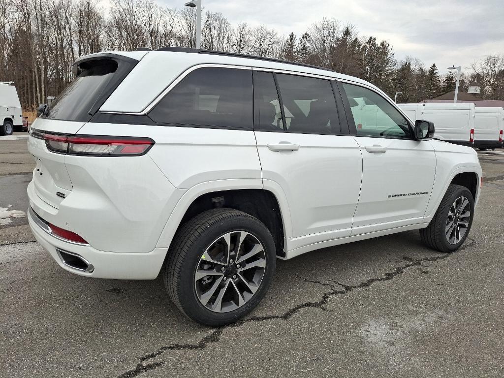 new 2025 Jeep Grand Cherokee car, priced at $61,650