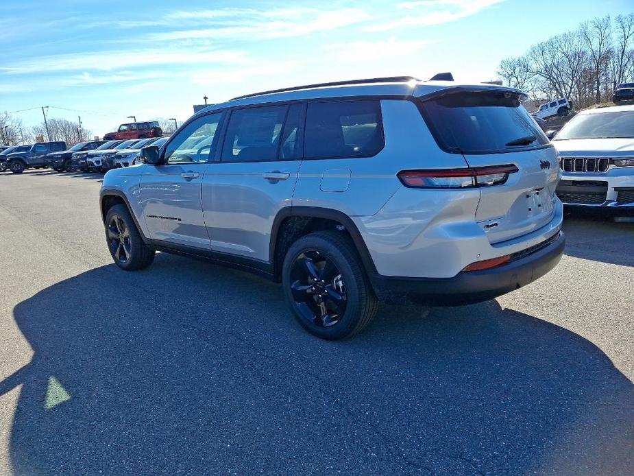 new 2024 Jeep Grand Cherokee L car, priced at $59,747