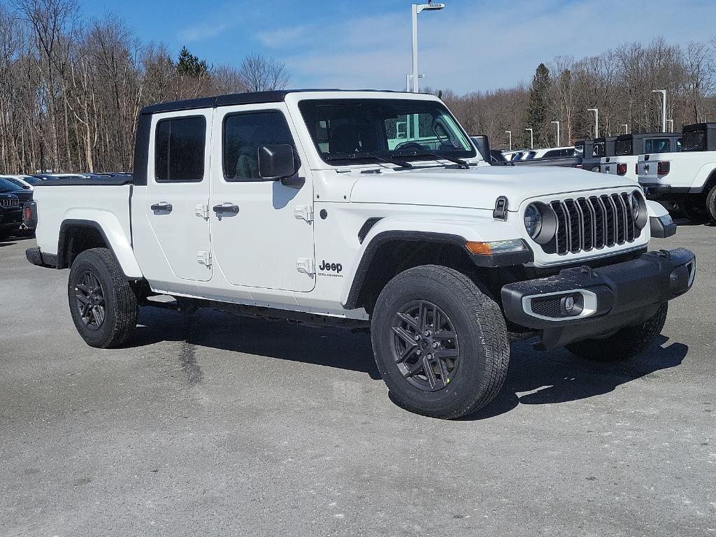 new 2024 Jeep Gladiator car, priced at $52,316