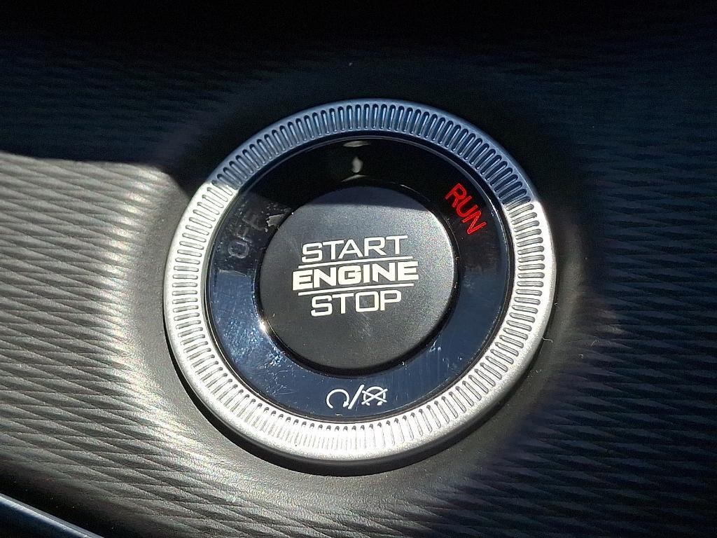 new 2025 Jeep Grand Cherokee car, priced at $41,714