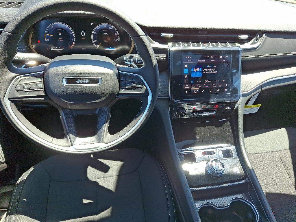 new 2025 Jeep Grand Cherokee car, priced at $41,714