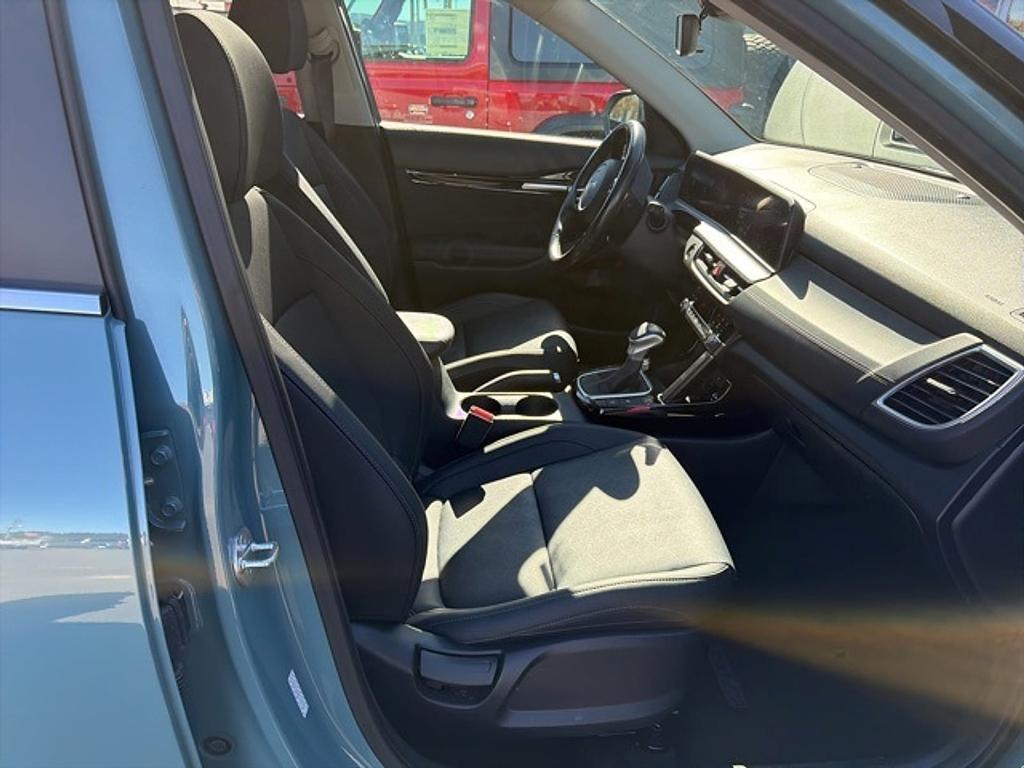 used 2024 Kia Seltos car, priced at $23,935