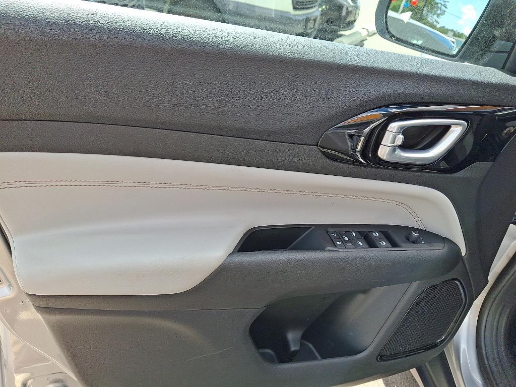 used 2022 Jeep Compass car, priced at $22,722