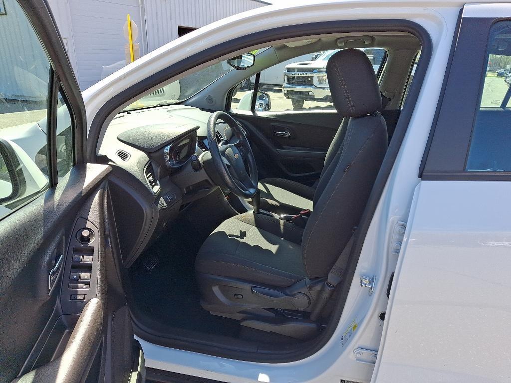 used 2020 Chevrolet Trax car, priced at $13,971