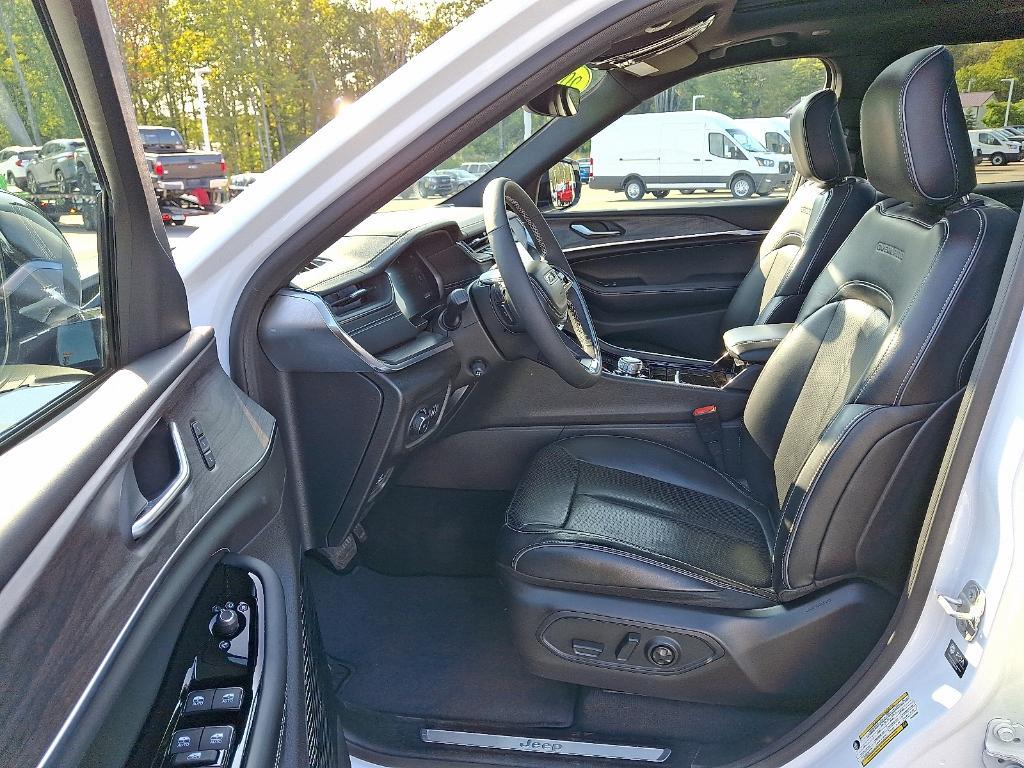 used 2023 Jeep Grand Cherokee L car, priced at $40,203