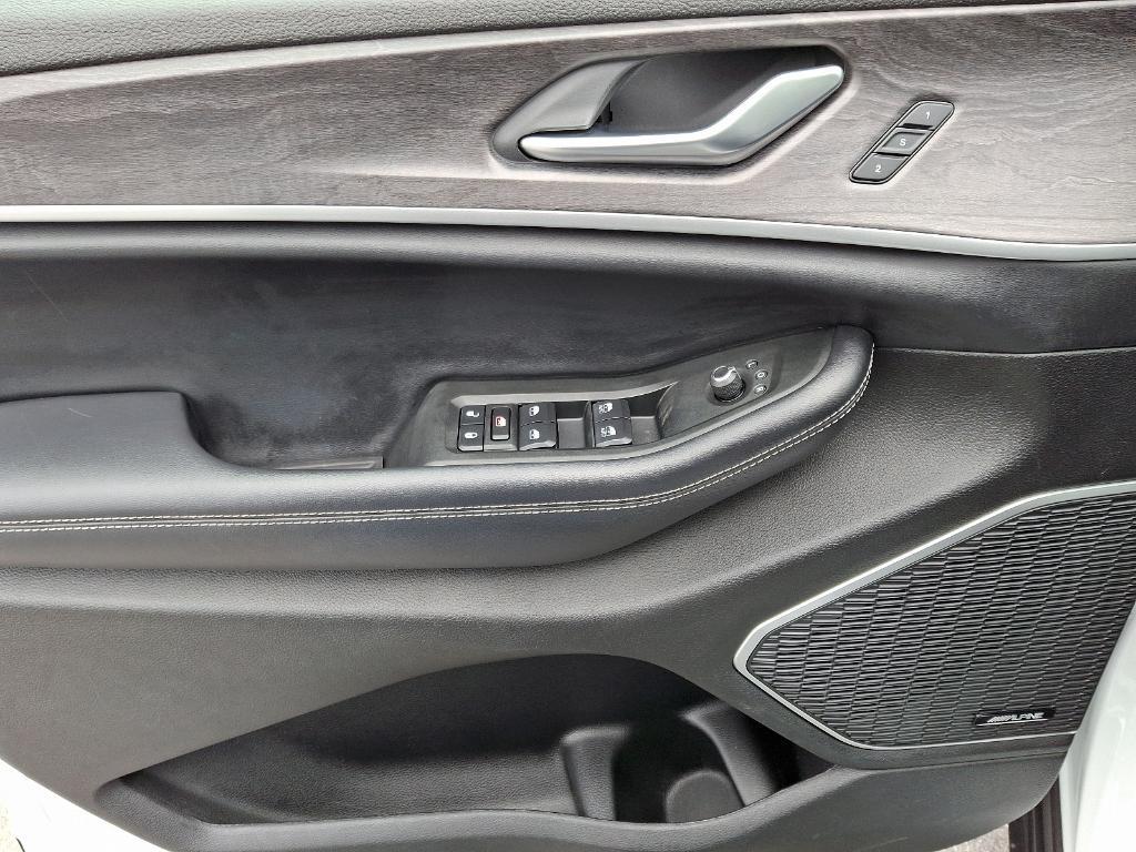 used 2021 Jeep Grand Cherokee L car, priced at $32,629