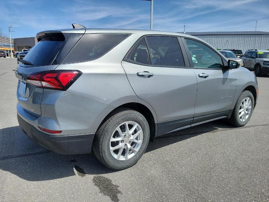 new 2024 Chevrolet Equinox car, priced at $30,113