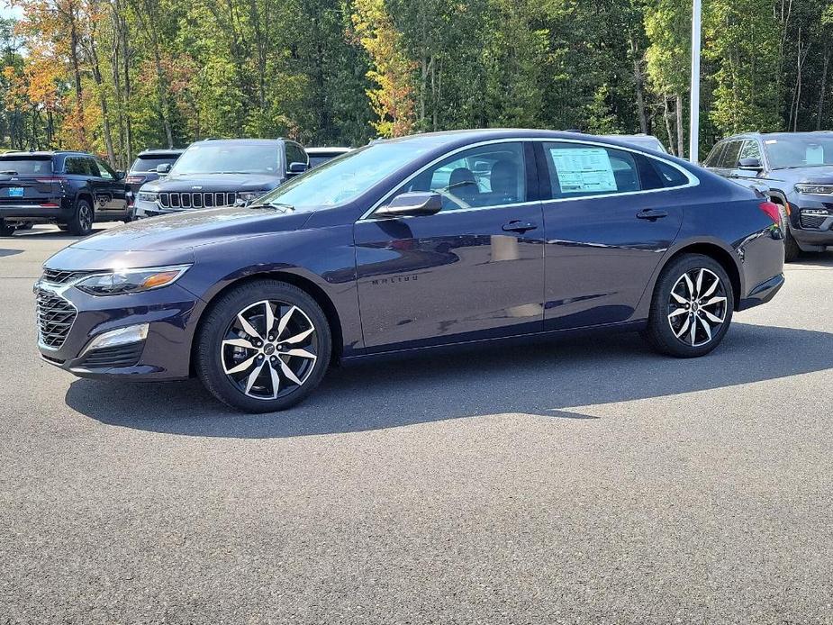 new 2025 Chevrolet Malibu car, priced at $27,399