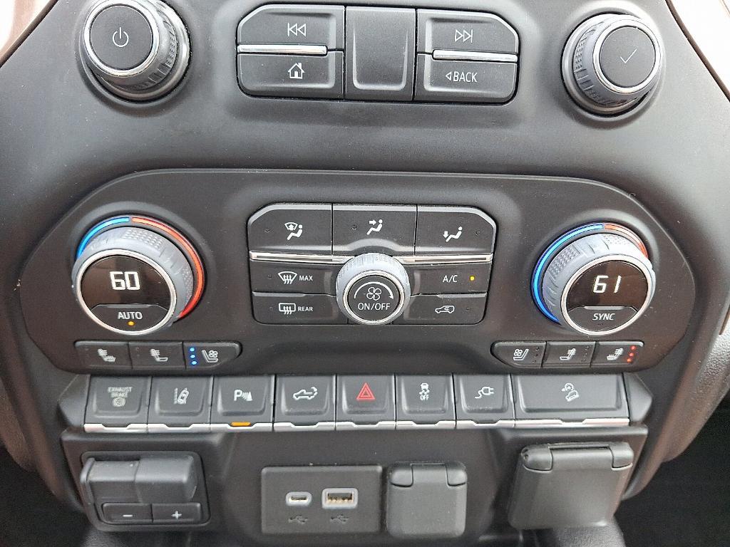 used 2022 Chevrolet Silverado 3500 car, priced at $57,218