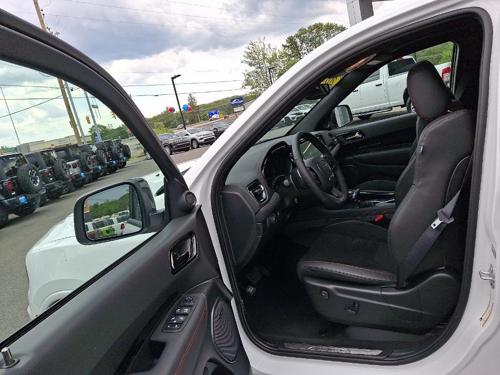 new 2025 Dodge Durango car, priced at $51,070