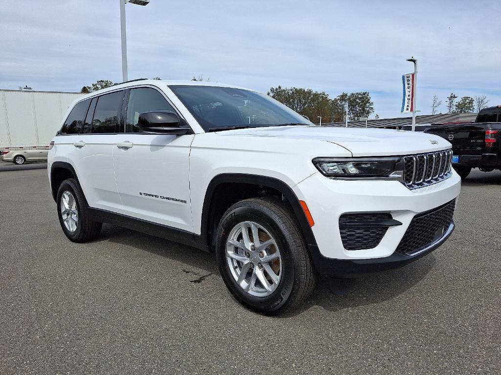 new 2025 Jeep Grand Cherokee car, priced at $41,778