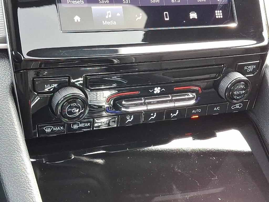 new 2025 Jeep Grand Cherokee car, priced at $41,778