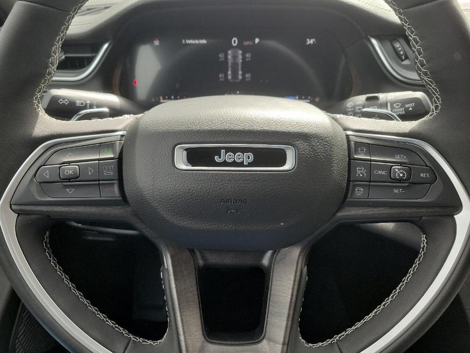 new 2024 Jeep Grand Cherokee car, priced at $51,295