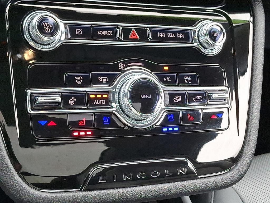 used 2022 Lincoln Corsair car, priced at $30,963