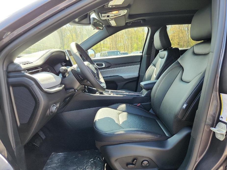 new 2024 Jeep Compass car, priced at $37,360