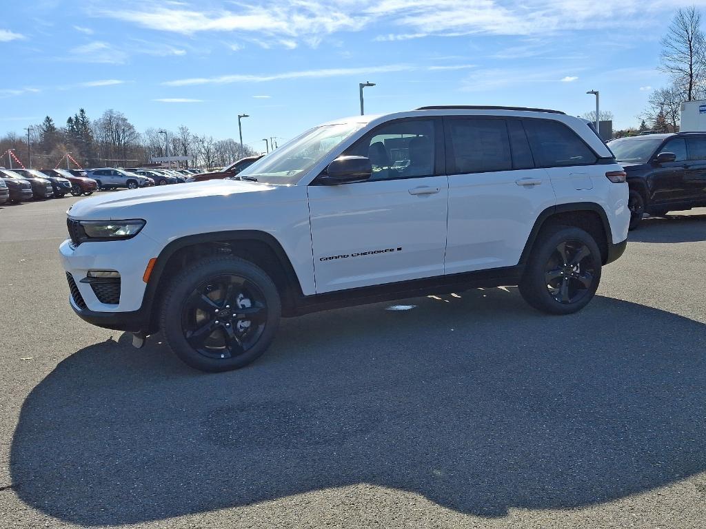 new 2024 Jeep Grand Cherokee car, priced at $53,152