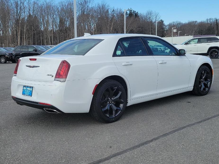 new 2023 Chrysler 300 car, priced at $40,999