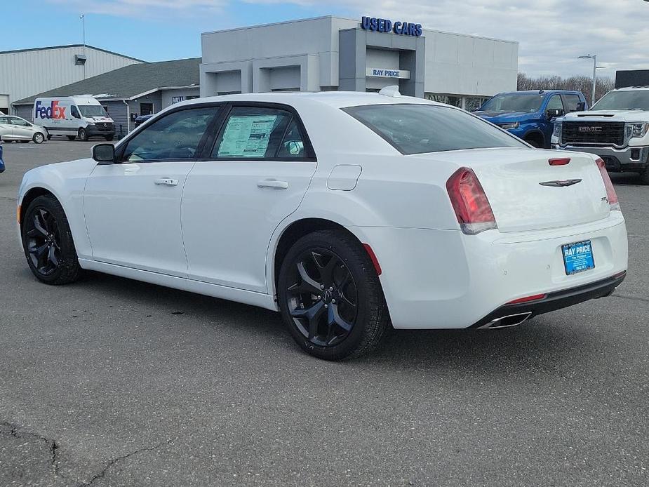 new 2023 Chrysler 300 car, priced at $40,999