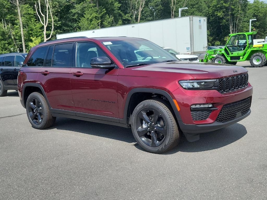 new 2024 Jeep Grand Cherokee car, priced at $53,529