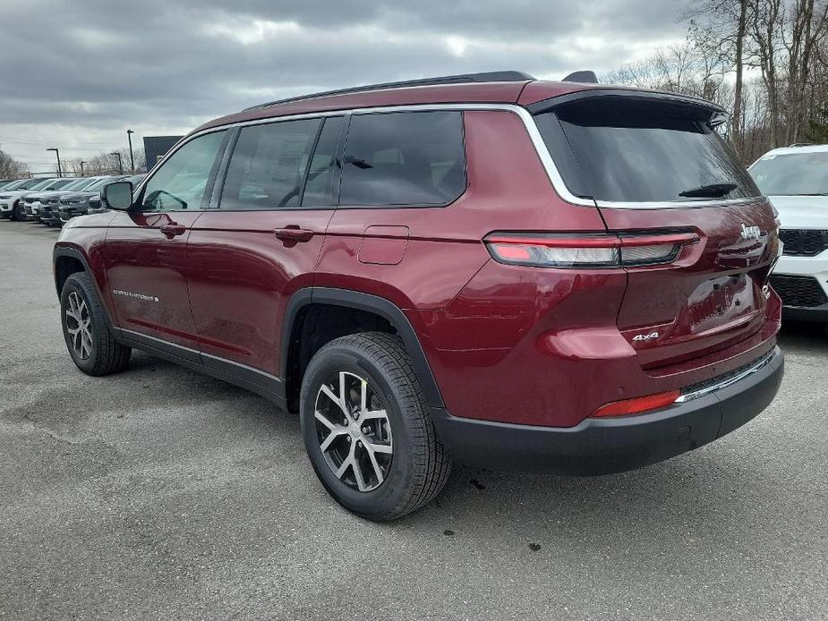 new 2024 Jeep Grand Cherokee L car, priced at $52,293