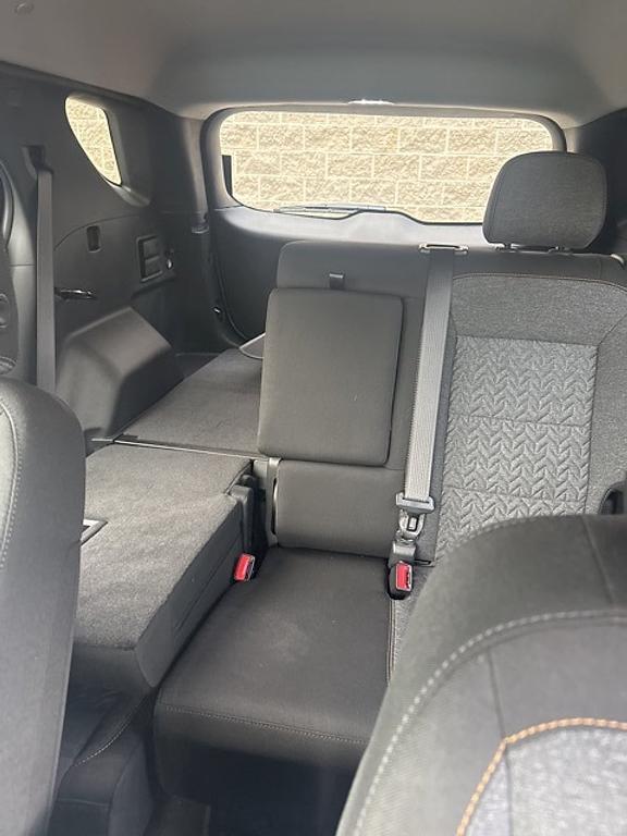 used 2023 Chevrolet Equinox car, priced at $20,941