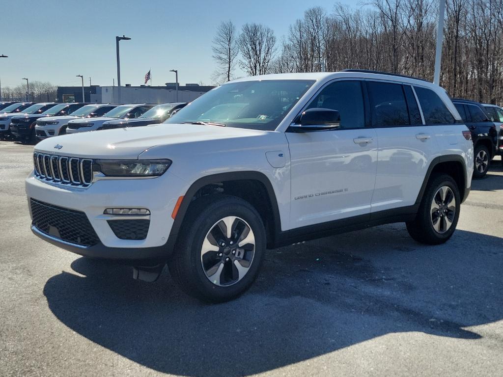 new 2024 Jeep Grand Cherokee 4xe car, priced at $62,431