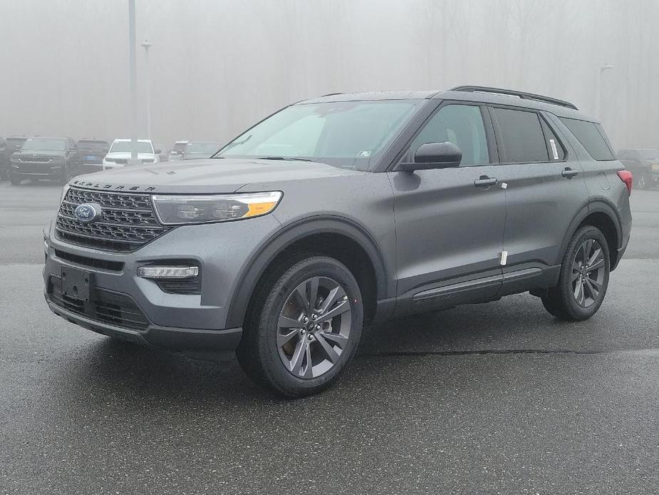 new 2024 Ford Explorer car, priced at $46,930