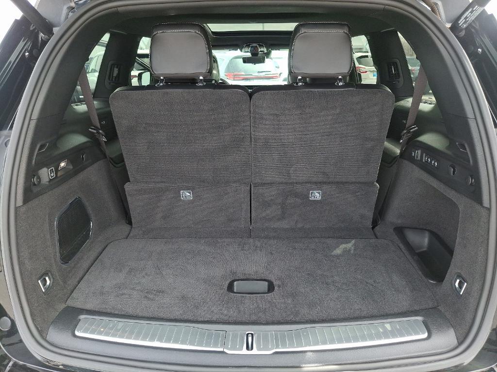 used 2021 Jeep Grand Cherokee L car, priced at $28,974