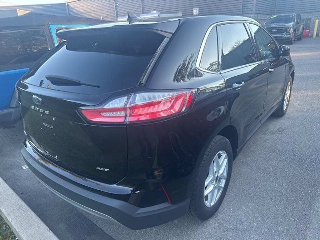 used 2022 Ford Edge car, priced at $24,335