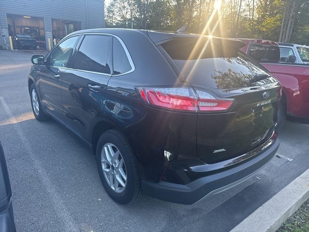 used 2022 Ford Edge car, priced at $24,335