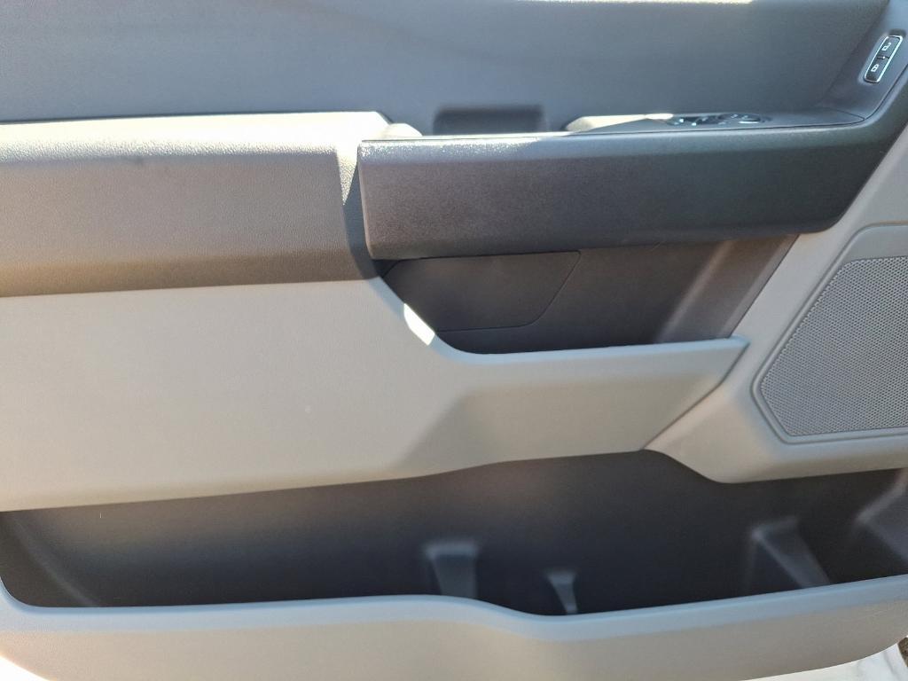 new 2025 Ford F-250 car, priced at $69,770
