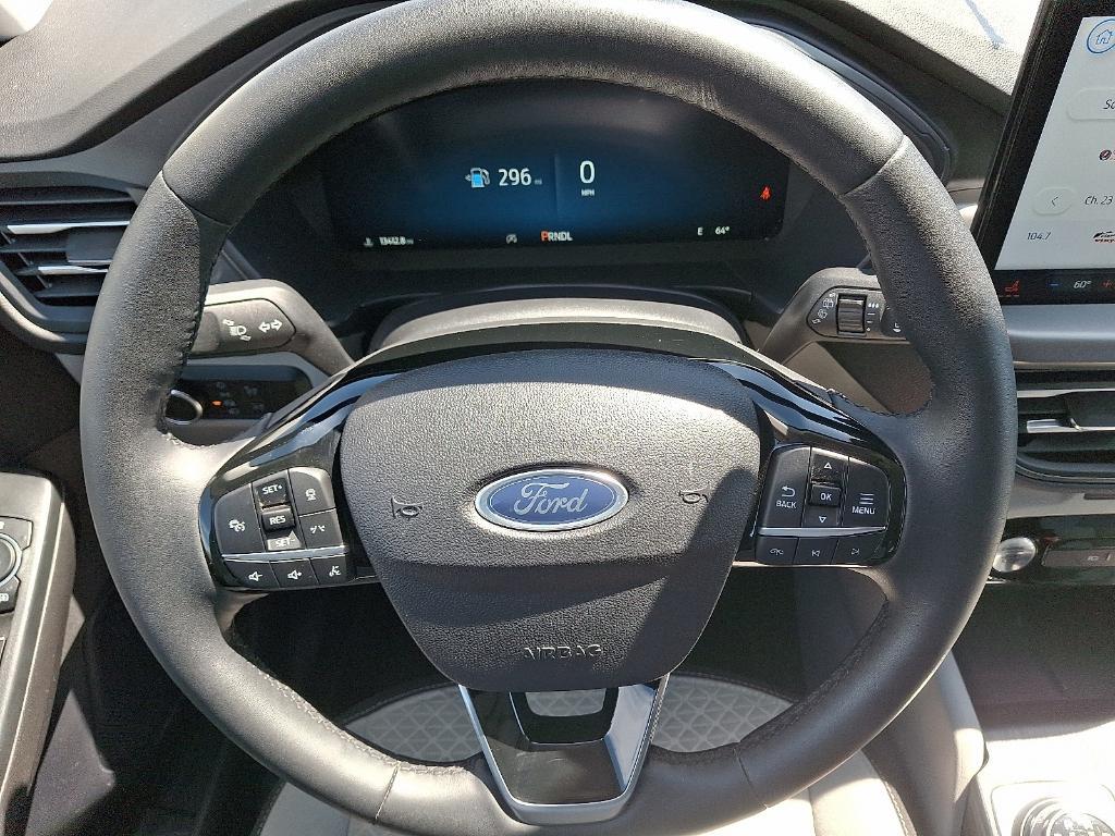 used 2023 Ford Escape car, priced at $25,613