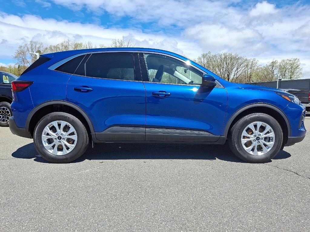 used 2023 Ford Escape car, priced at $25,613