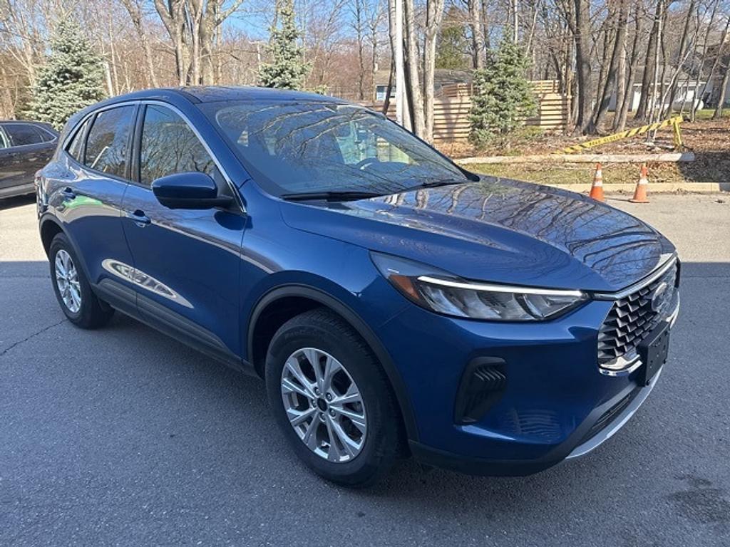 used 2023 Ford Escape car, priced at $26,868
