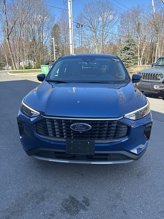 used 2023 Ford Escape car, priced at $26,868