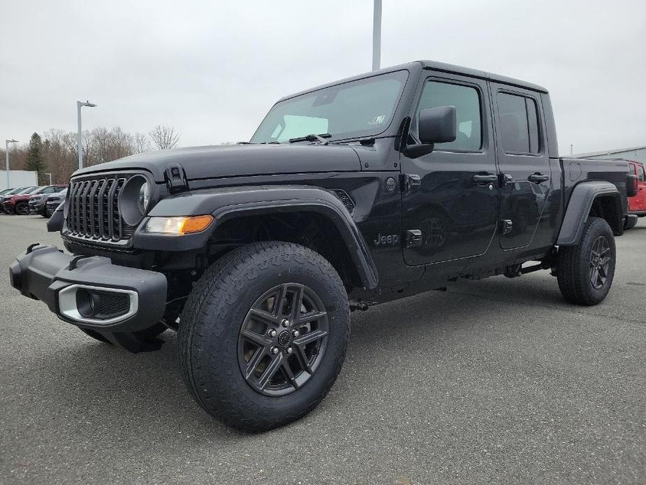 new 2024 Jeep Gladiator car, priced at $50,022