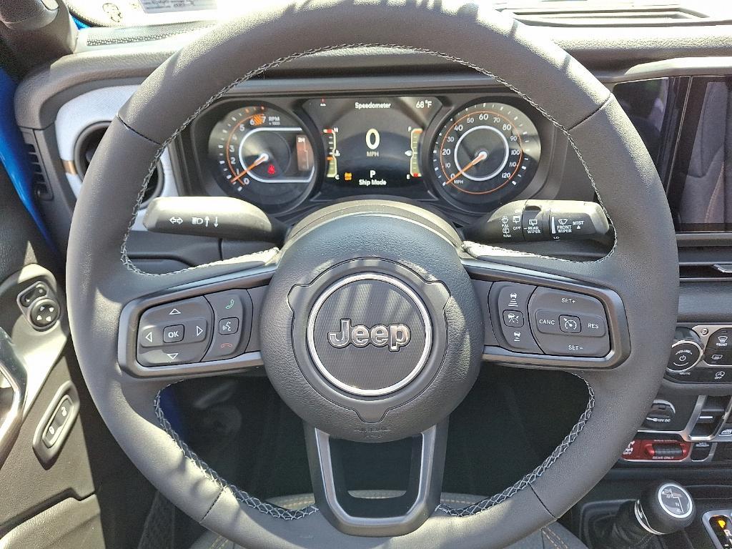 new 2025 Jeep Wrangler car, priced at $59,073