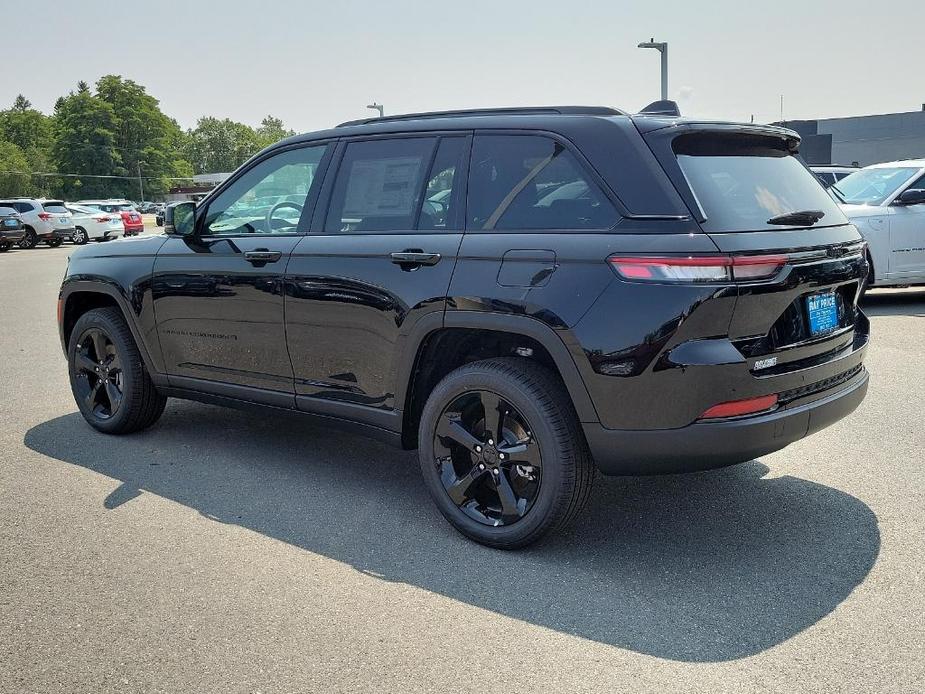 new 2024 Jeep Grand Cherokee car, priced at $53,807