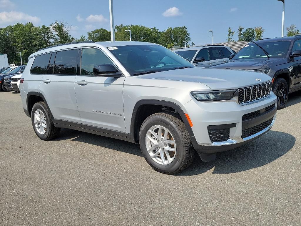 new 2024 Jeep Grand Cherokee L car, priced at $44,230