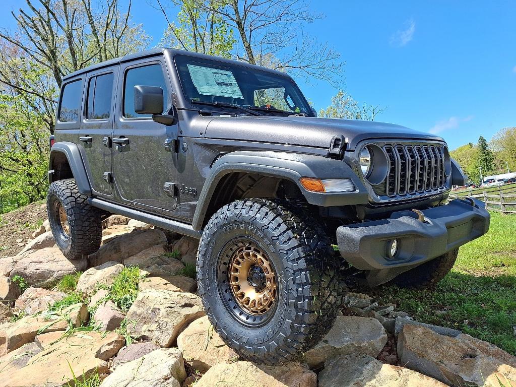 new 2025 Jeep Wrangler car, priced at $62,114