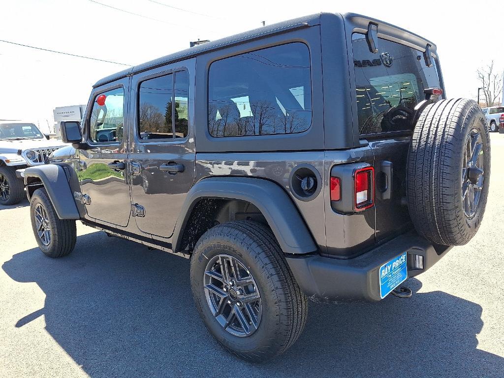 new 2025 Jeep Wrangler car, priced at $48,375