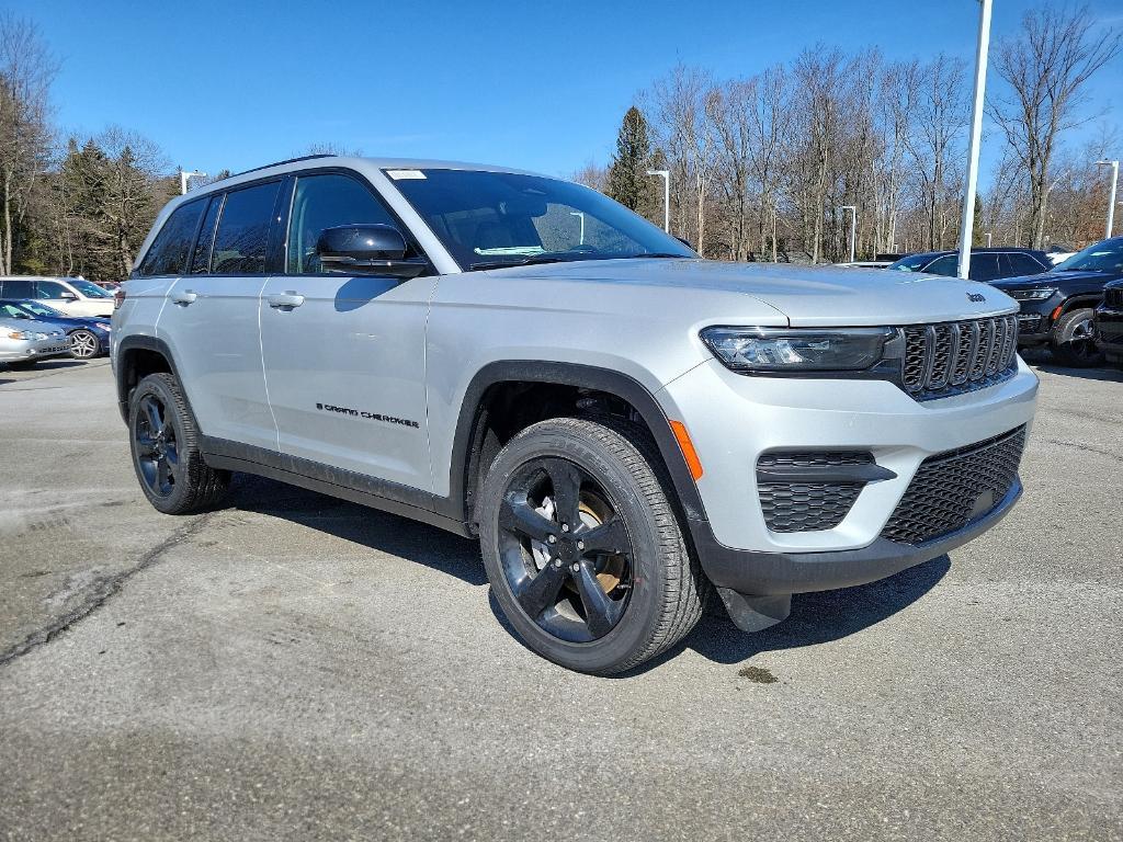 new 2024 Jeep Grand Cherokee car, priced at $46,943