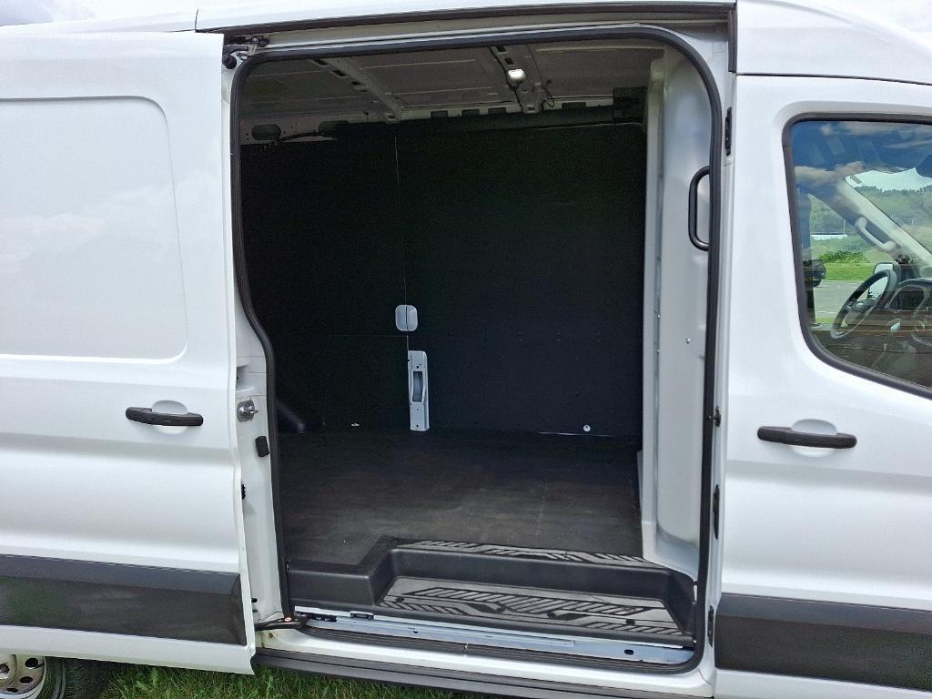 used 2023 Ford Transit-250 car, priced at $33,899