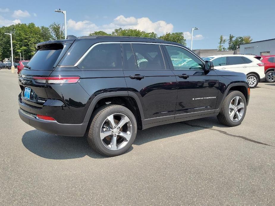 new 2024 Jeep Grand Cherokee car, priced at $52,717