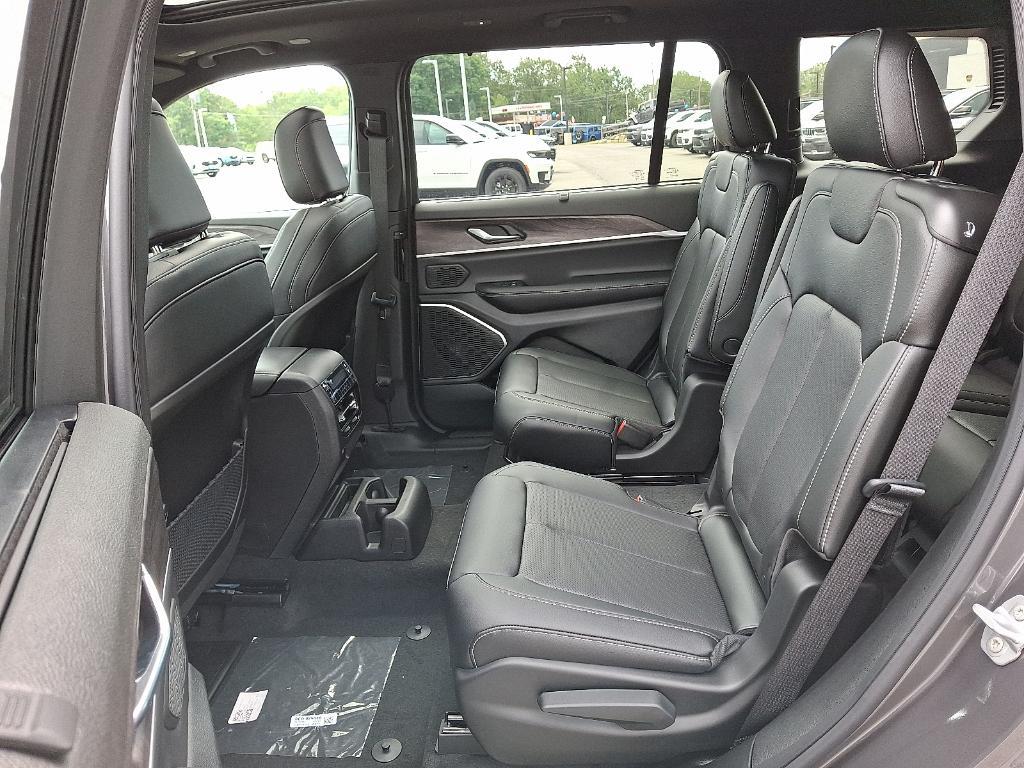 new 2025 Jeep Grand Cherokee L car, priced at $55,360