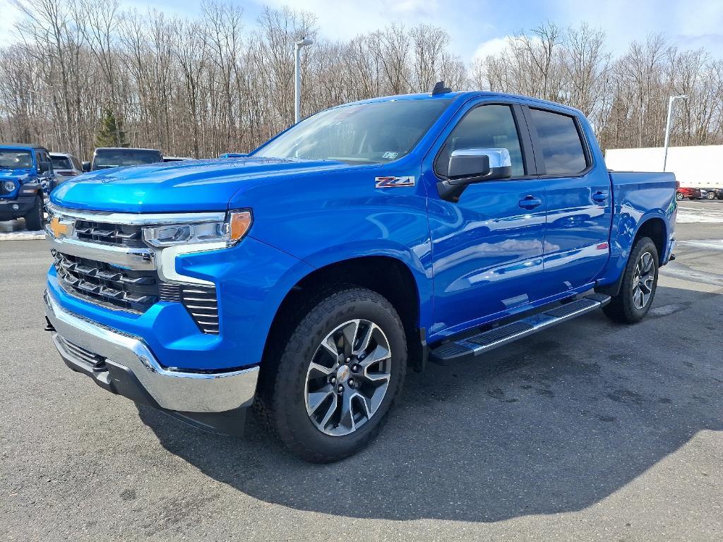 new 2025 Chevrolet Silverado 1500 car, priced at $57,960