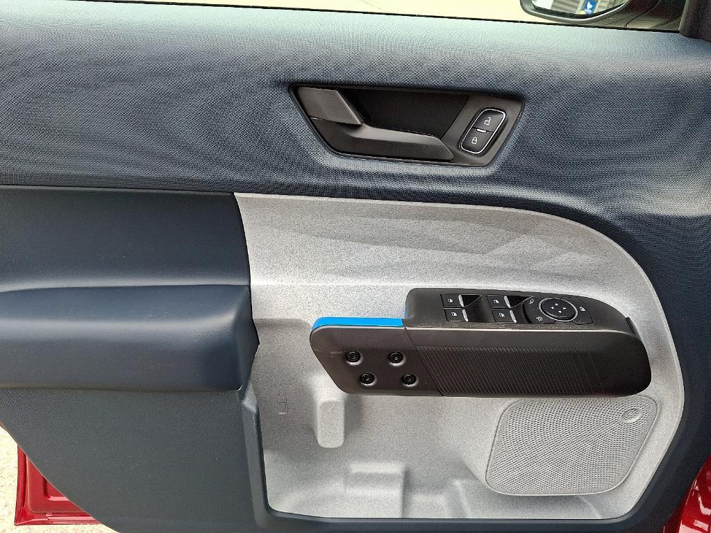 new 2025 Ford Maverick car, priced at $35,279