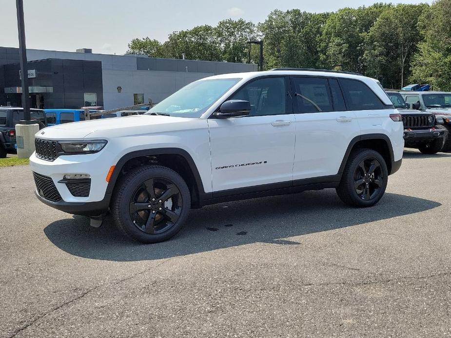 new 2024 Jeep Grand Cherokee car, priced at $53,152