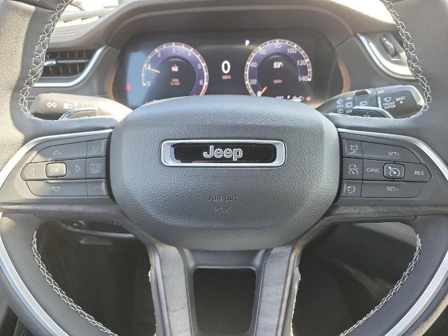 new 2024 Jeep Grand Cherokee L car, priced at $54,664