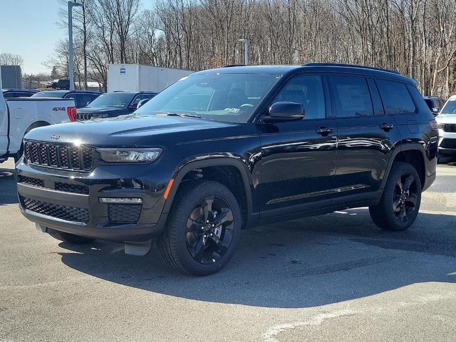 new 2024 Jeep Grand Cherokee L car, priced at $54,664